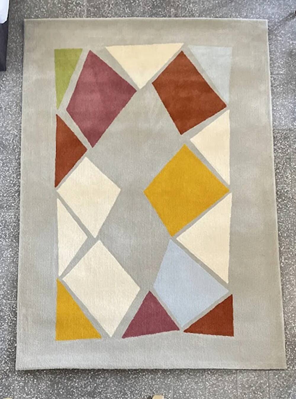 "Terrace" hand-tufted rug by Tisca Switzerland from the 1990s.