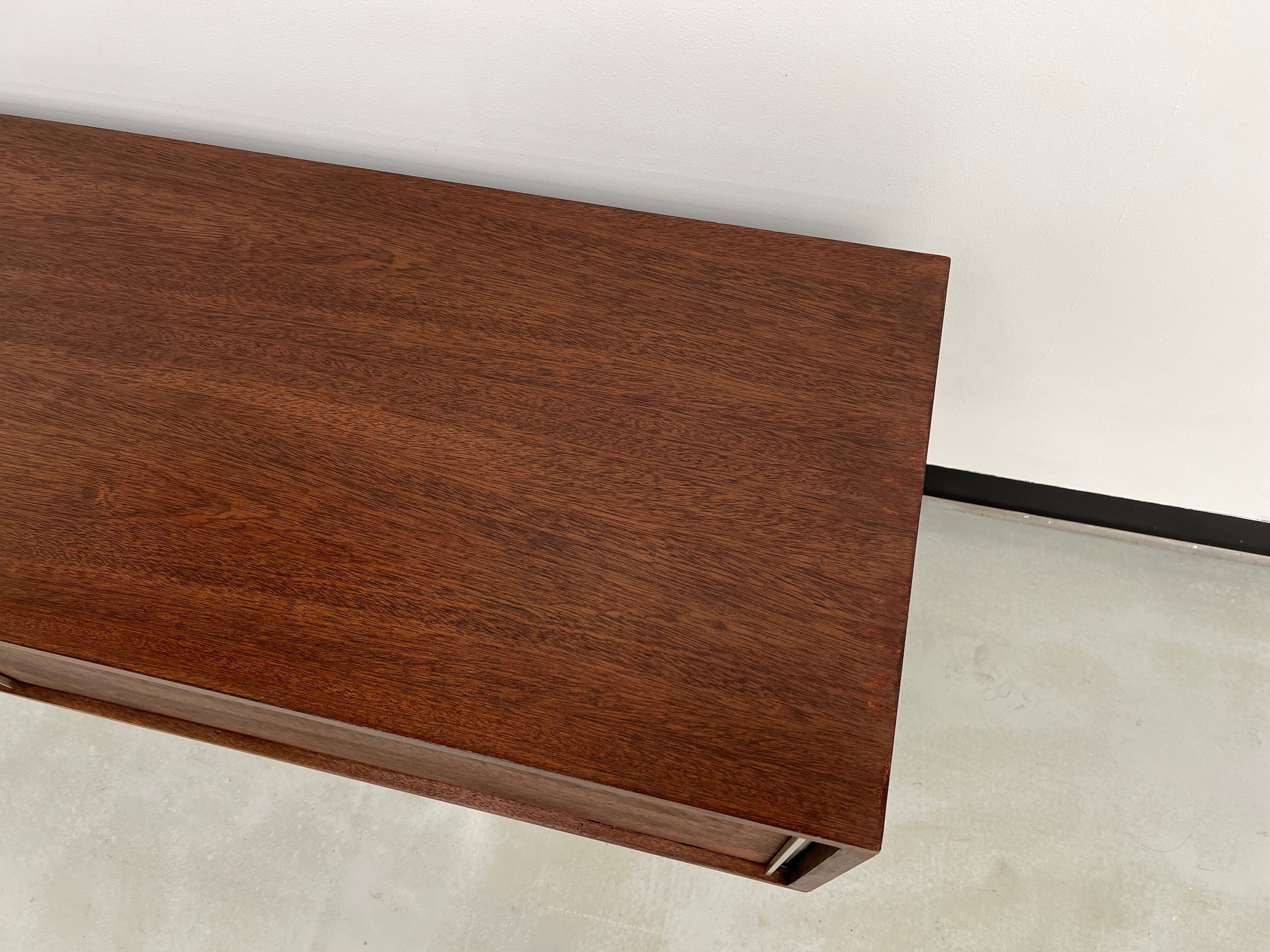 Italian sideboard from the 70s in rosewood