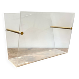 Superb magazine rack in plexiglass and brass by David Lange