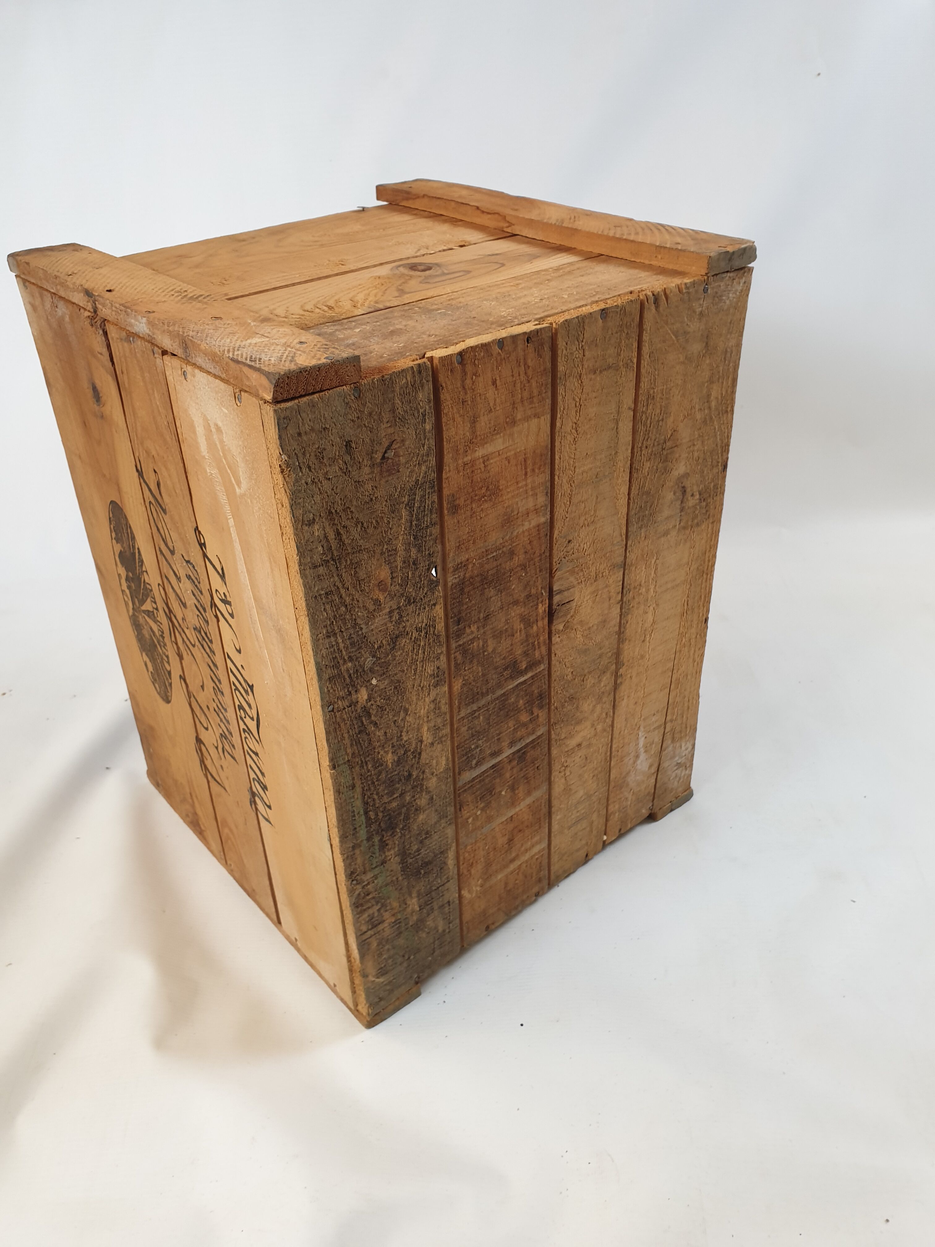 wine box side table