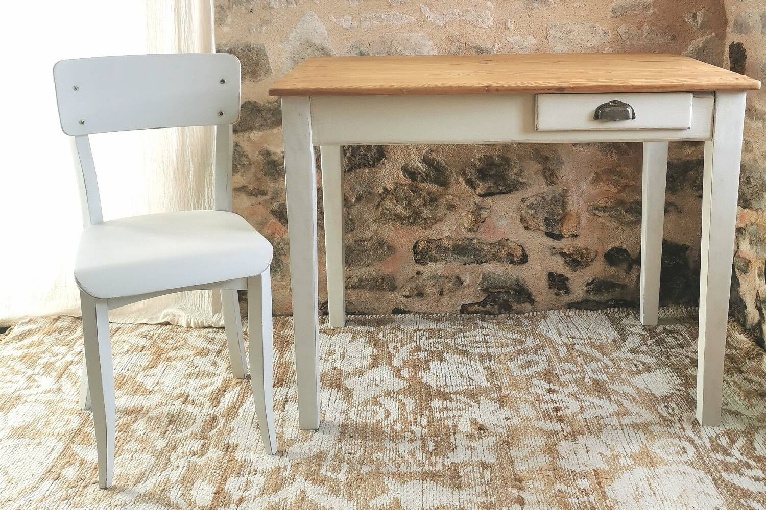 Small table, desk and its patinated chair