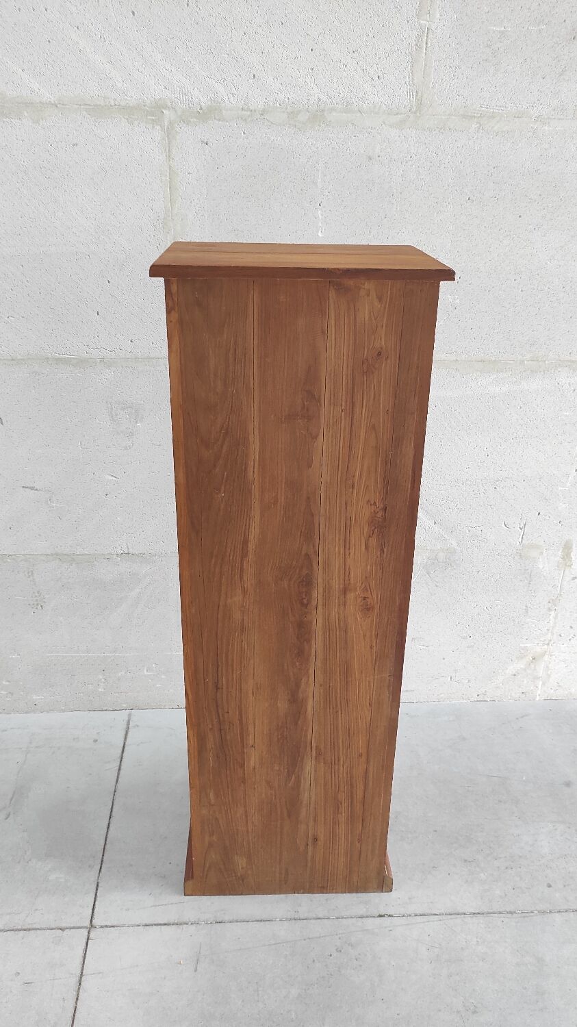 Trade furniture with drawers