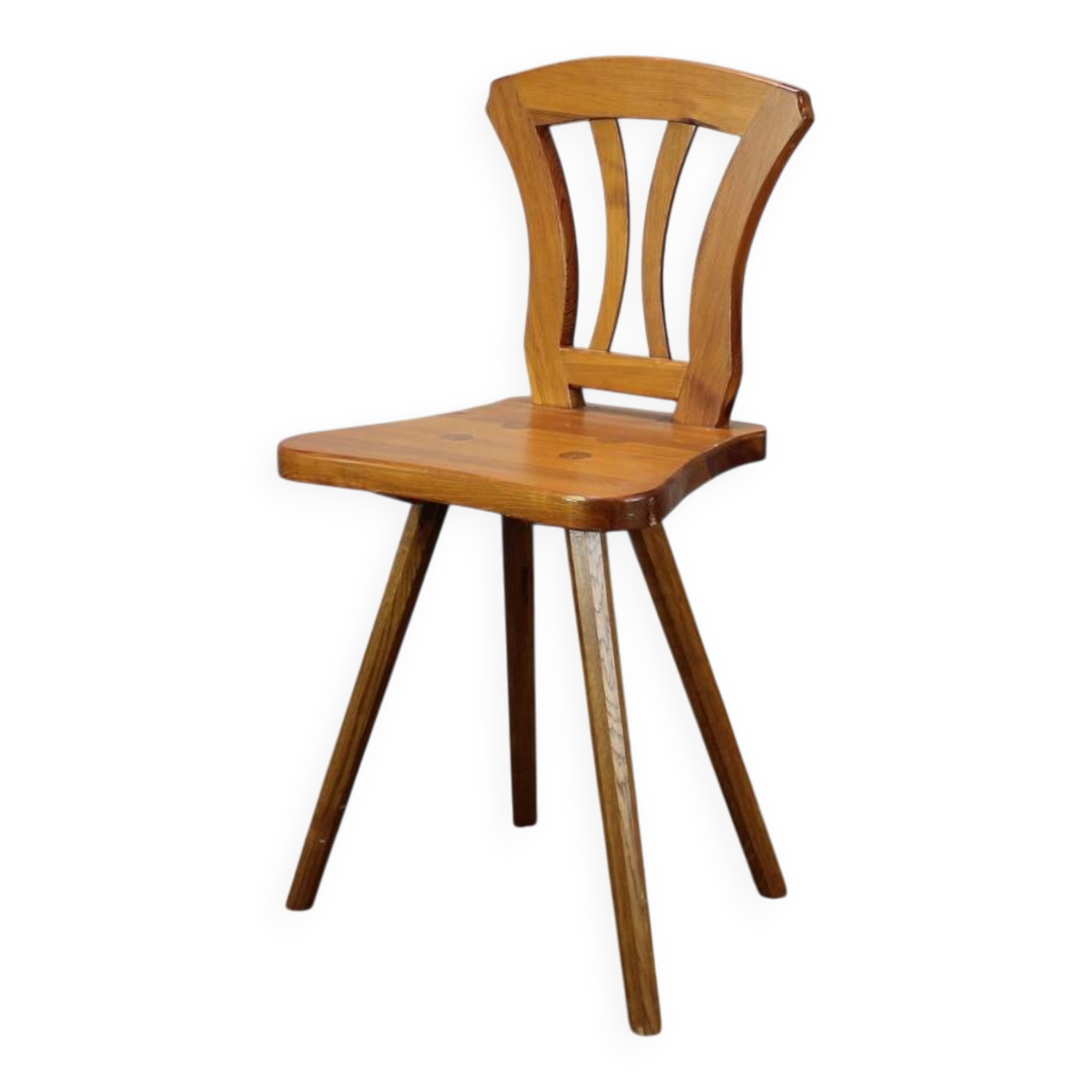 Vintage Czech folk farmhouse chair in solid wood, from the 1940s-1950s.