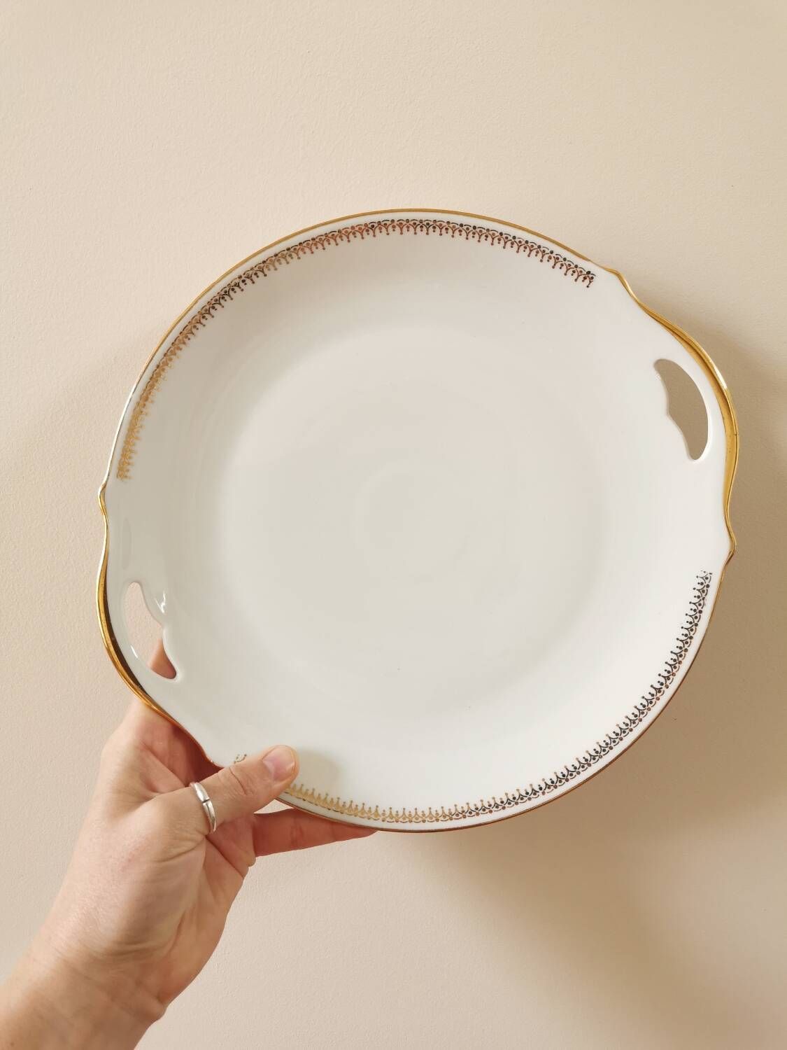 Plat à gâteaux vintage porcelaine CNP