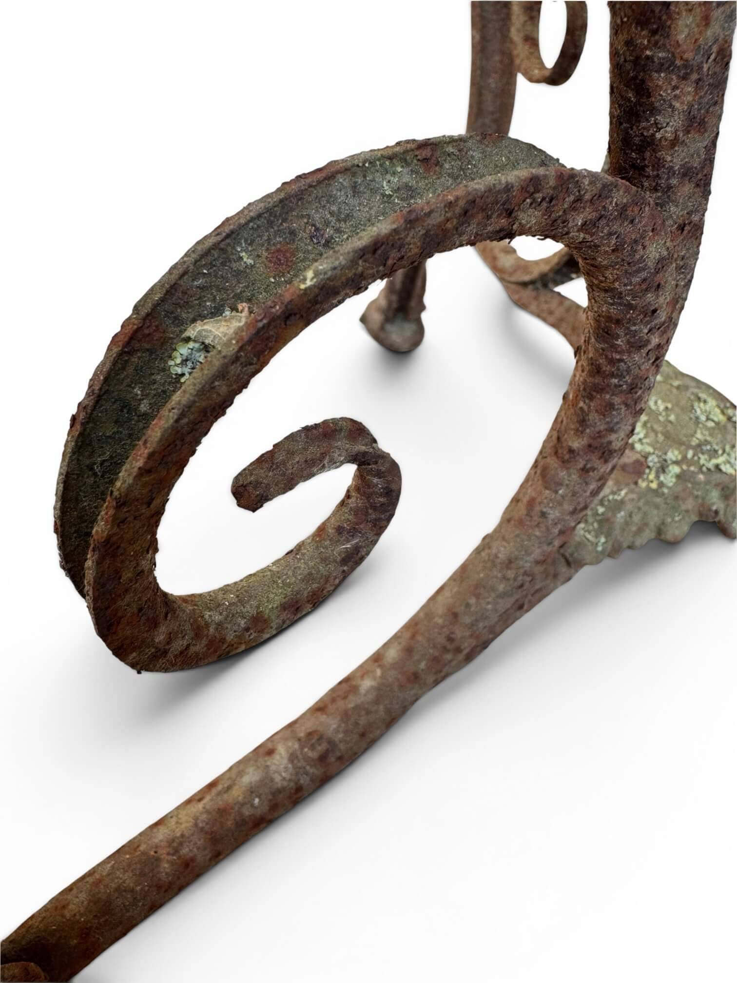 1900 wrought iron guéridon from Arras, St Sauveur