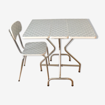 Formica folding table revisited and its chair