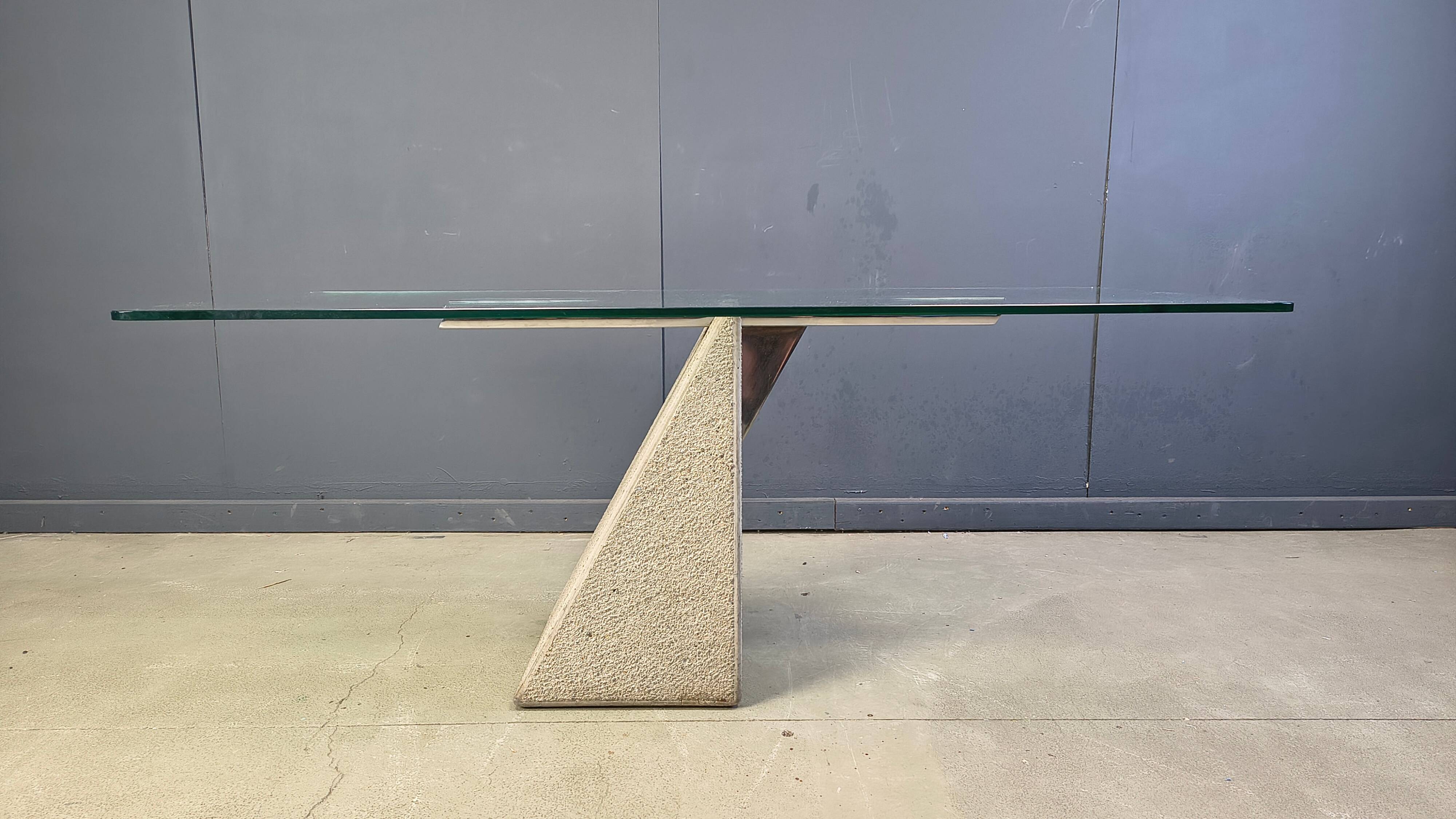 Concrete dining table by Giovanni Offredi for Saporiti 1970s
