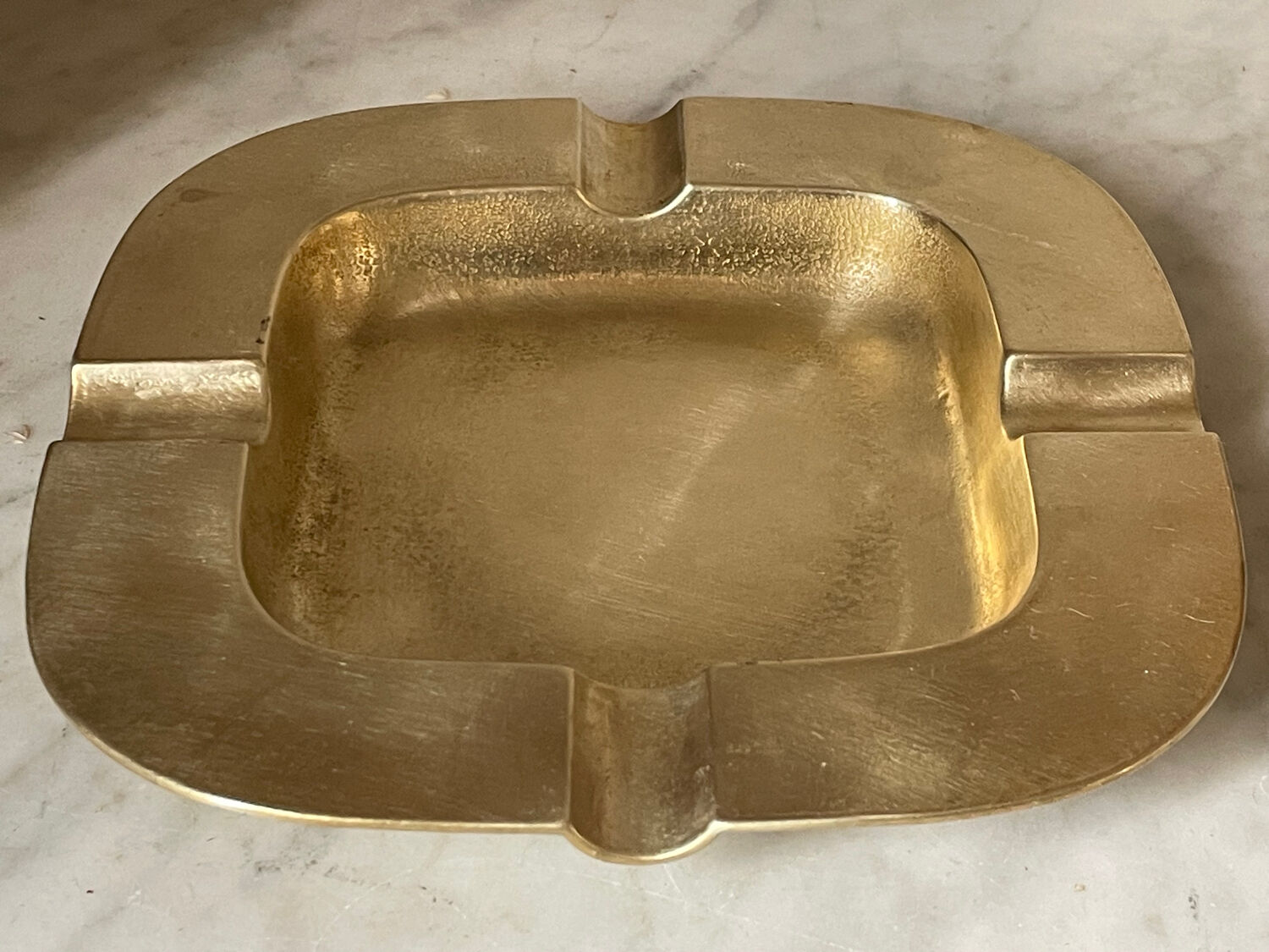 Cendrier carré en laiton vintage