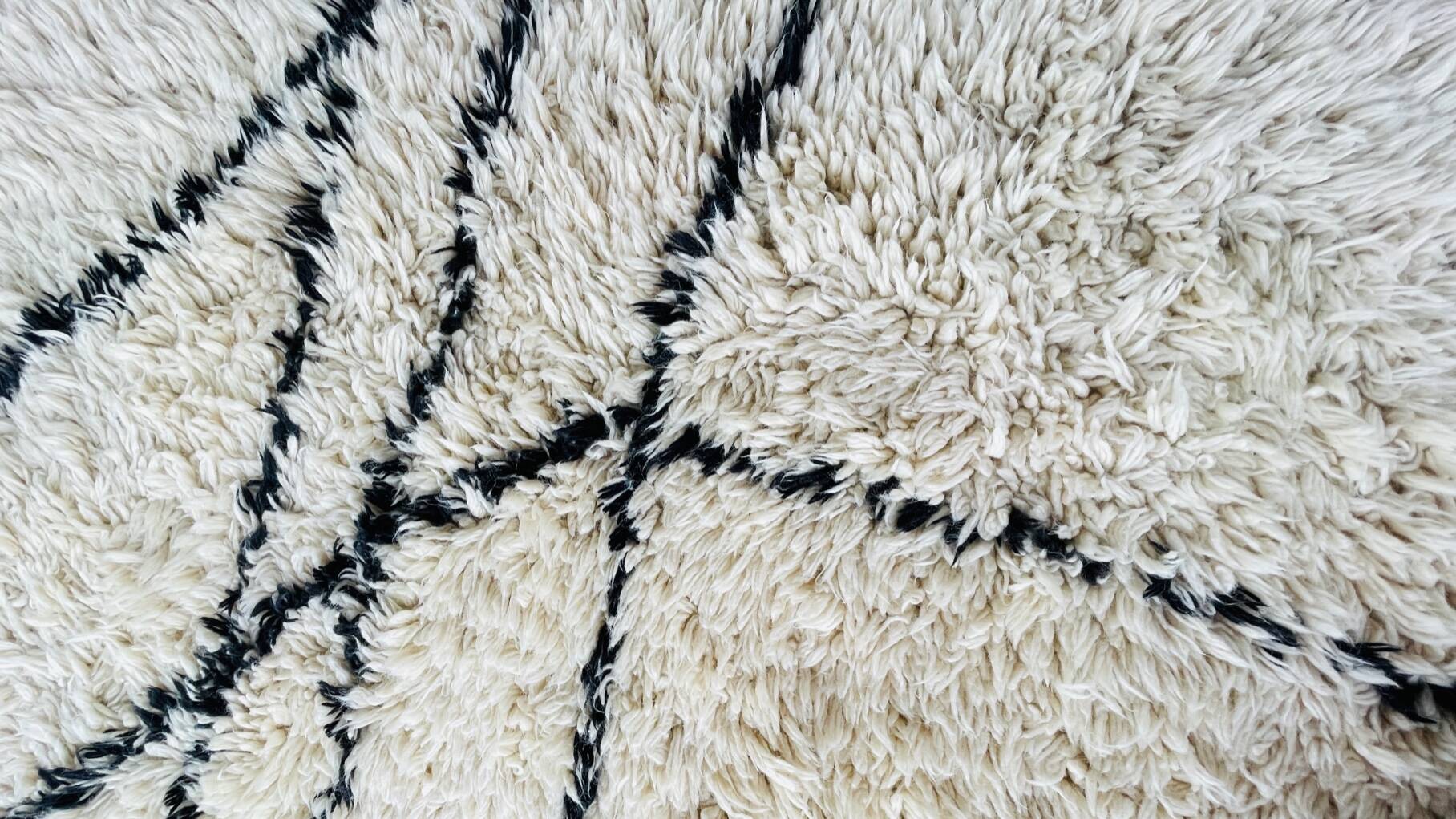 Tapis Contemporain Berbère – 165cm x 282cm