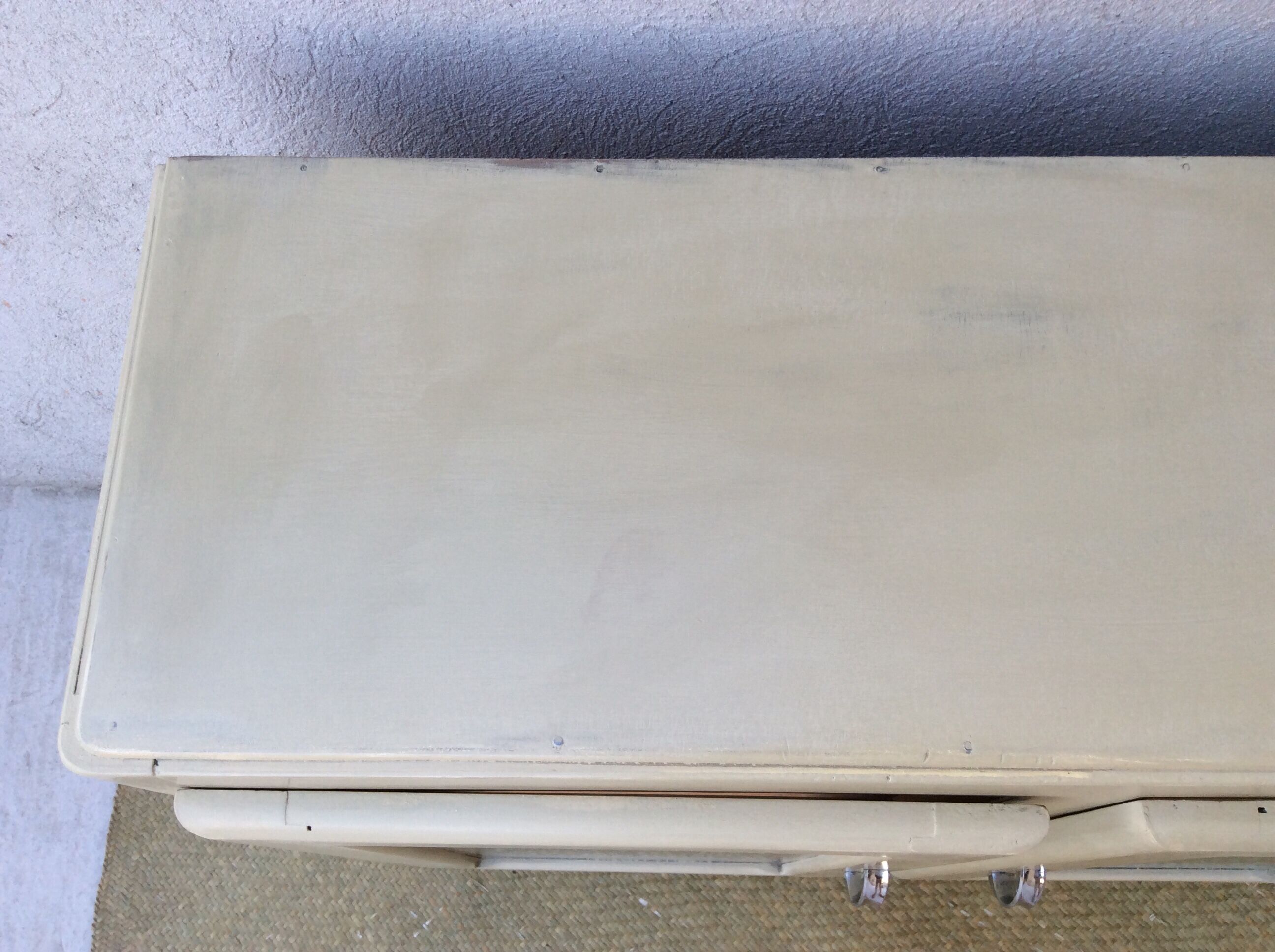 Top buffet glass doors 50s patinated almond green