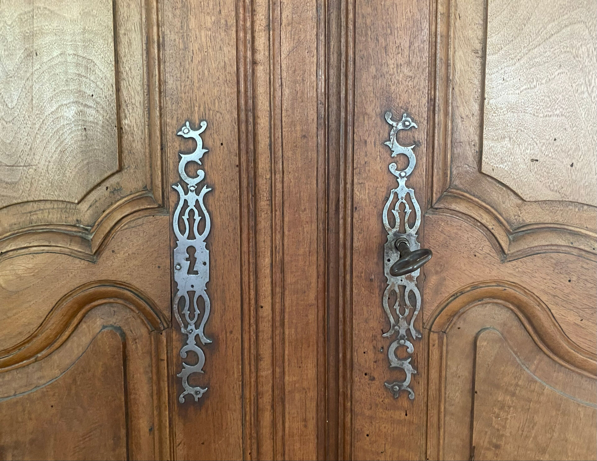 Authentic Bressane Antique Wardrobe in Solid Wood