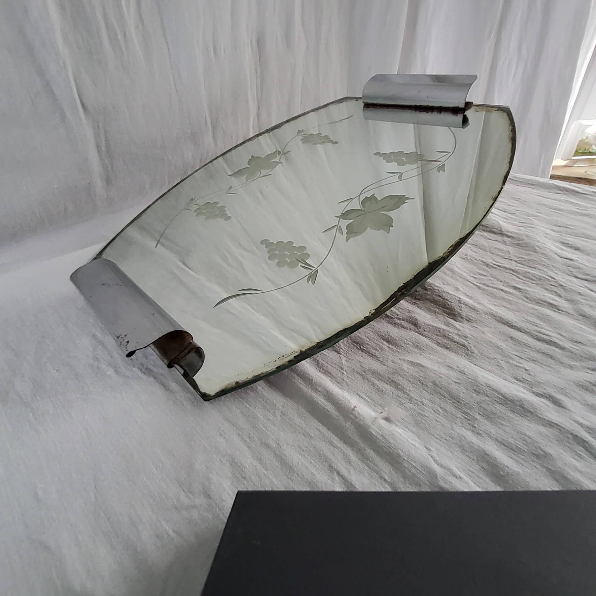 Plateau miroir gravé