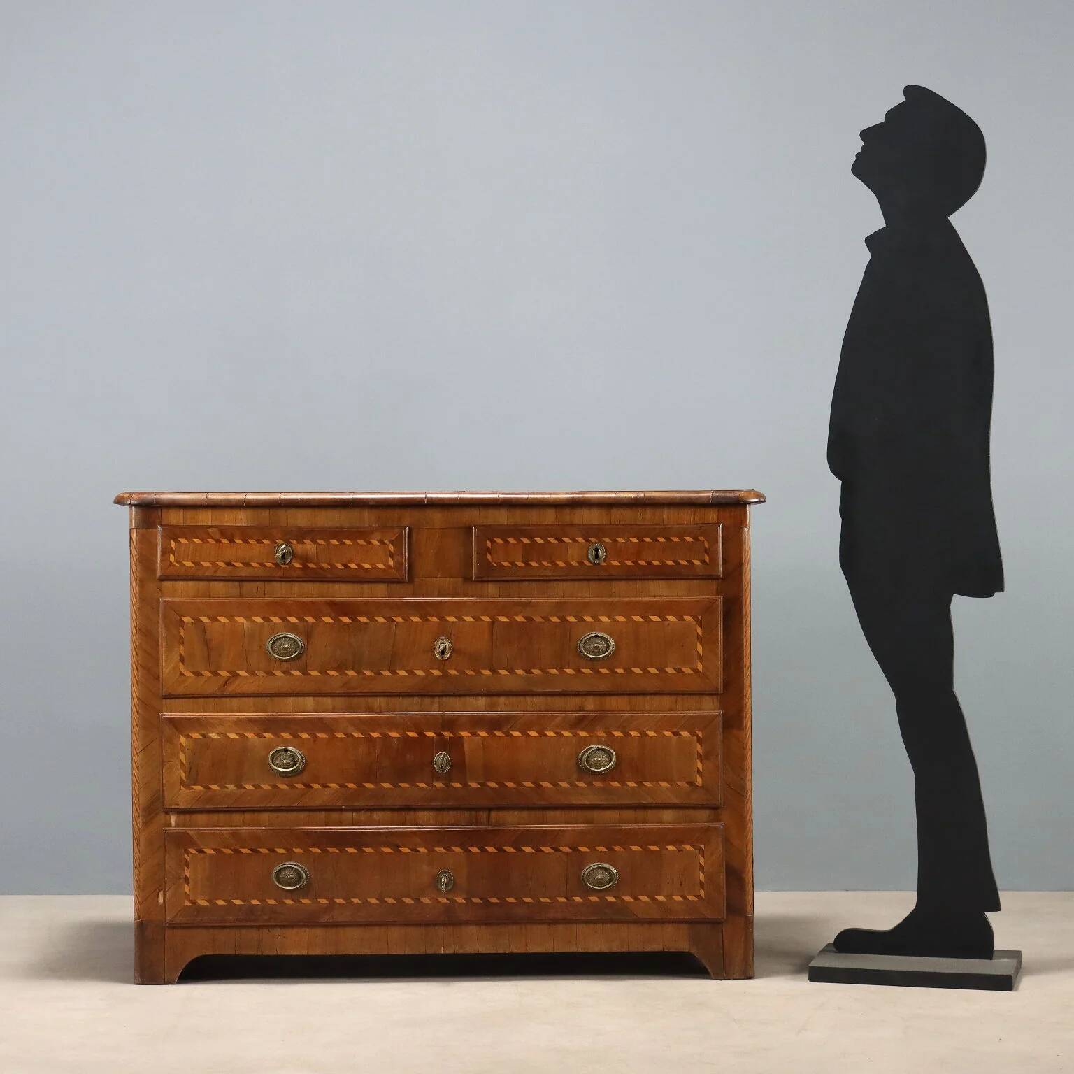 Commode ancienne en noyer à 5 tiroirs, Italie, XVIIIe siècle