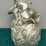 Massive vase signed "Iris" in the Art Nouveau style.