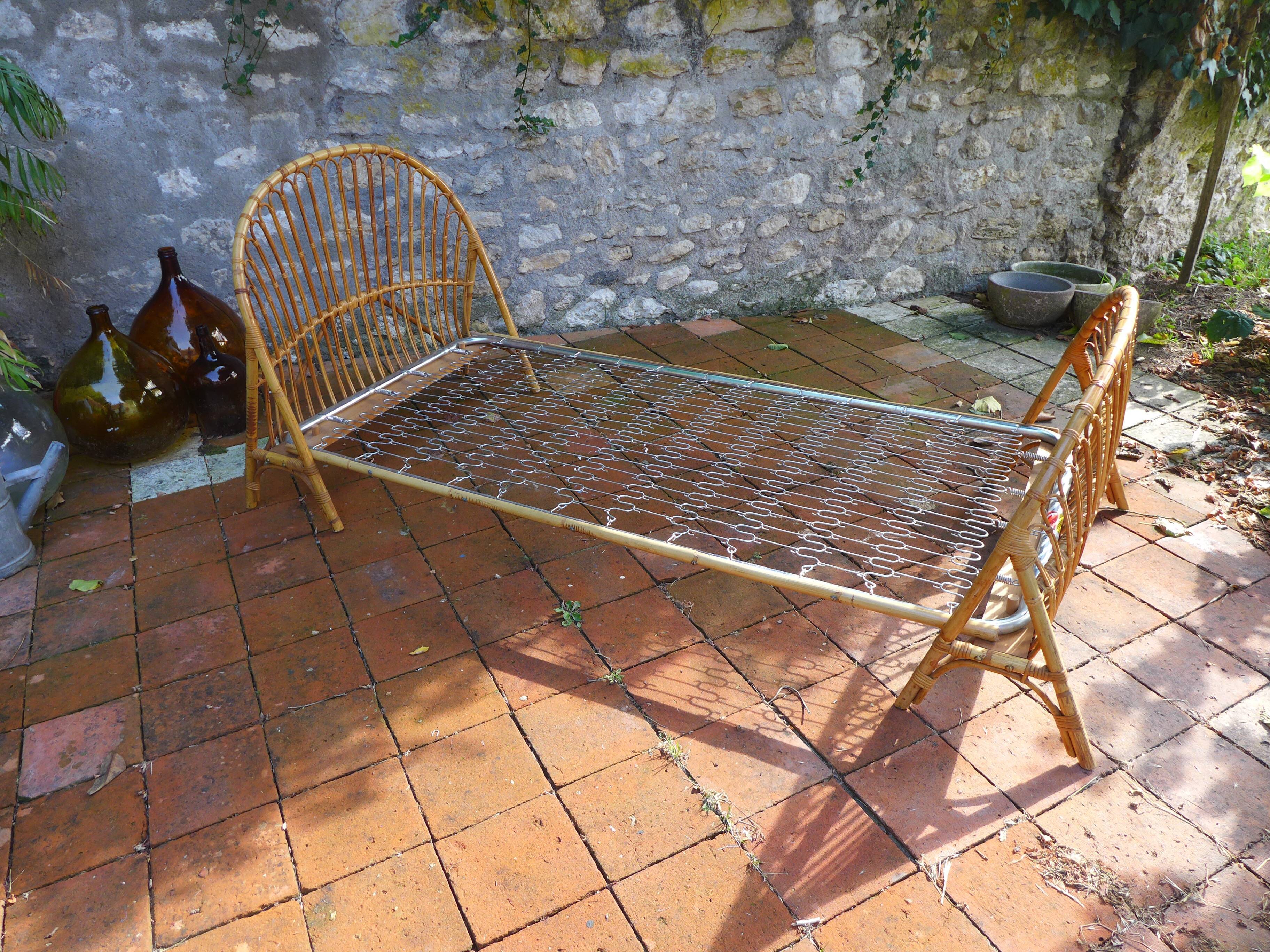 Vintage rattan bed 90X190