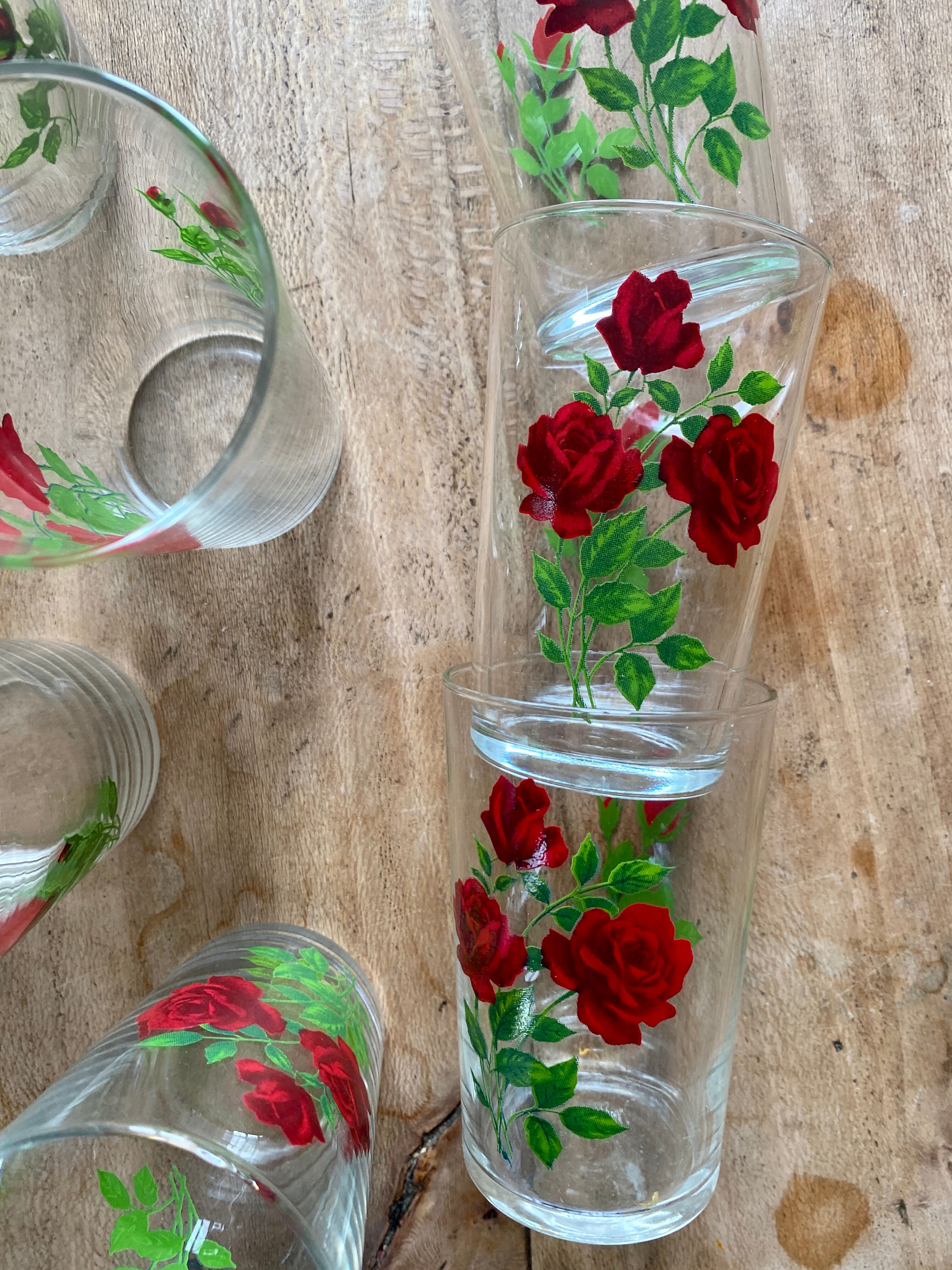 Set of 9 vintage glasses with flower designs - red roses -