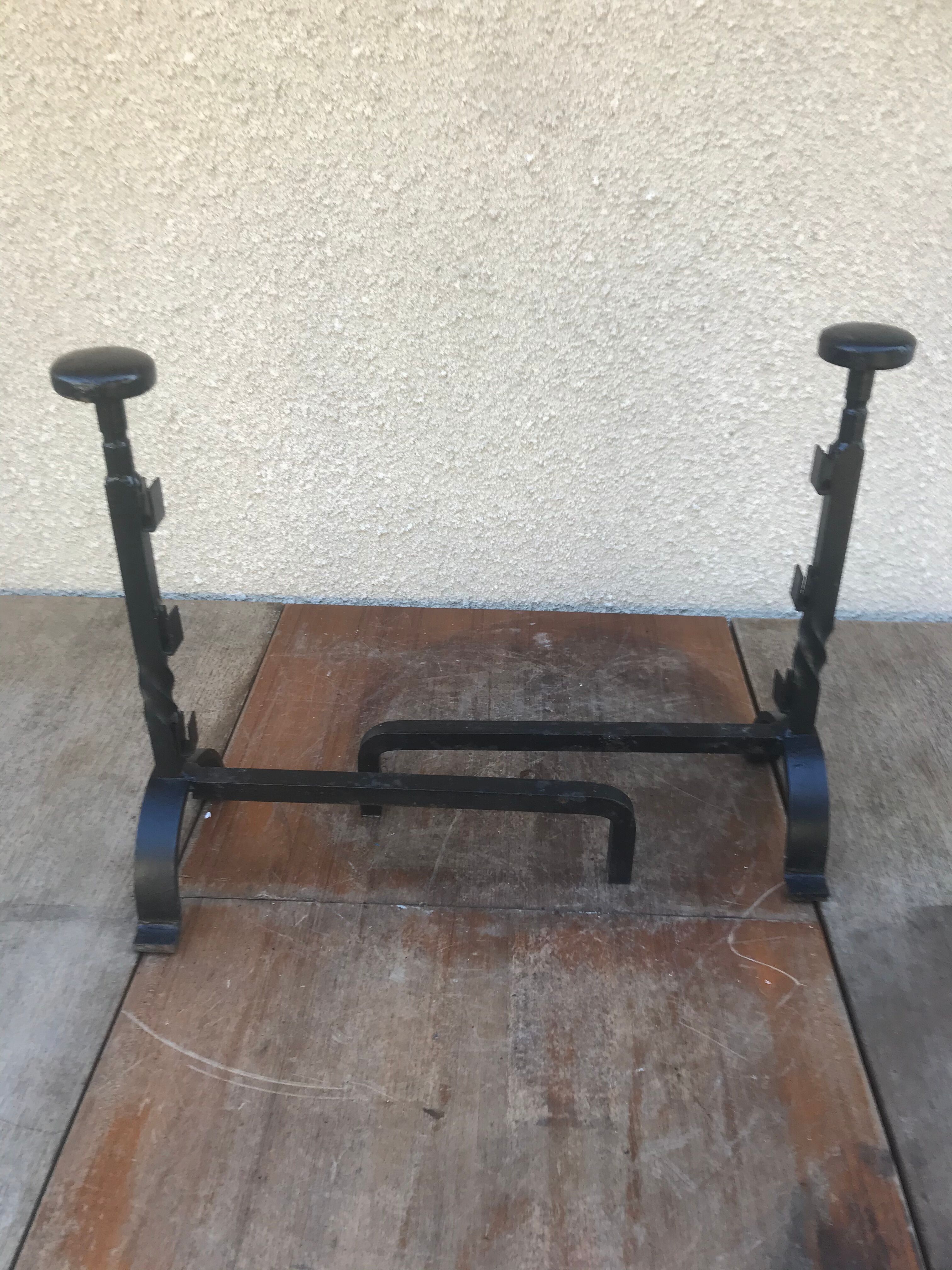 Former pair de landiers