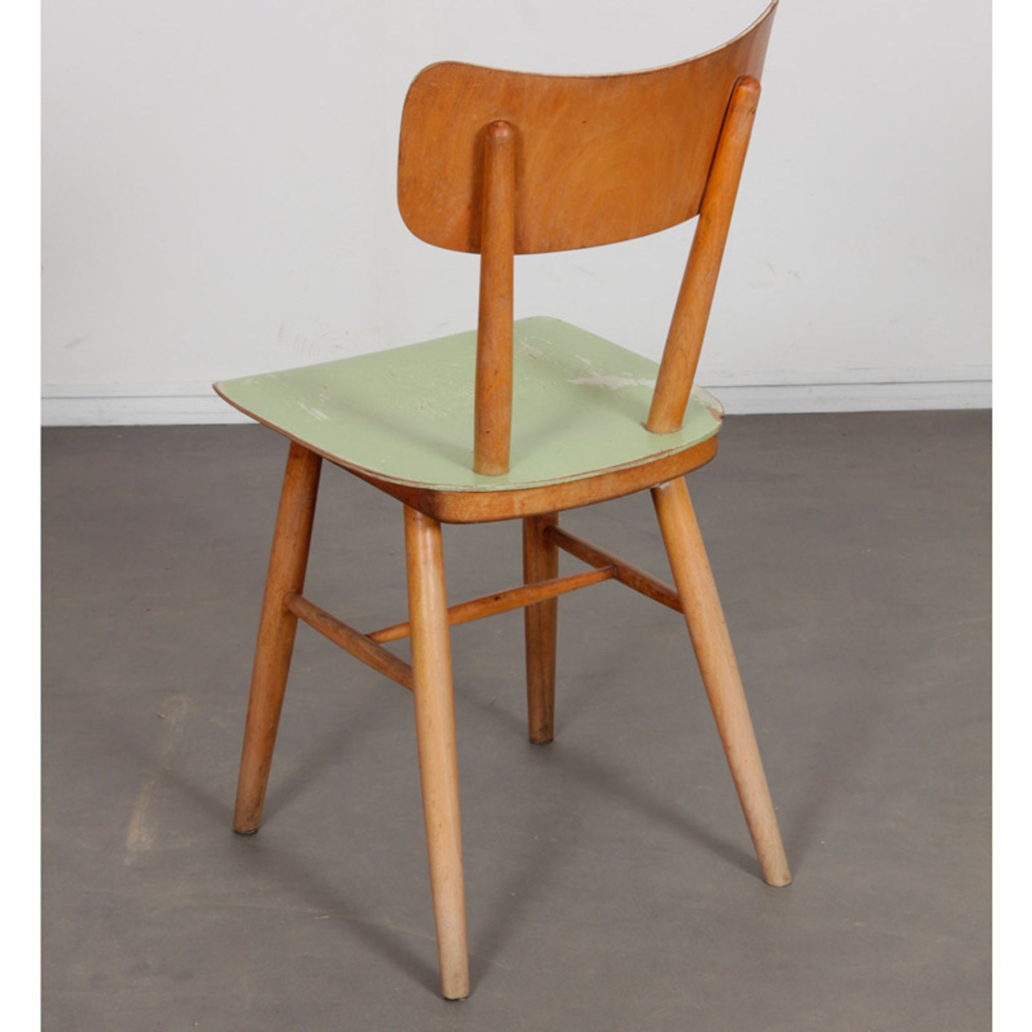 Vintage wooden chair for the manufacturer Ton, 1960