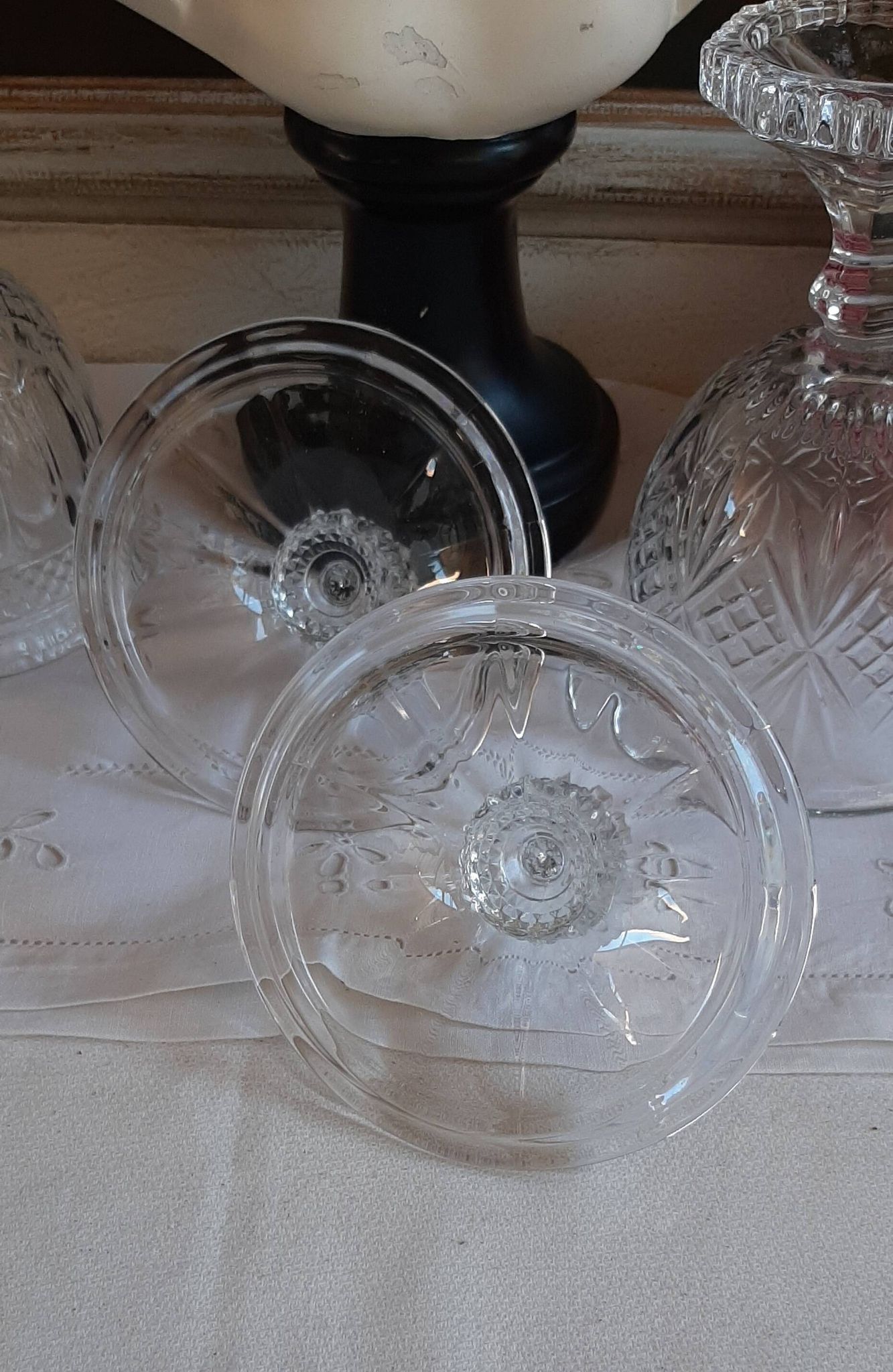 Crystal pot
