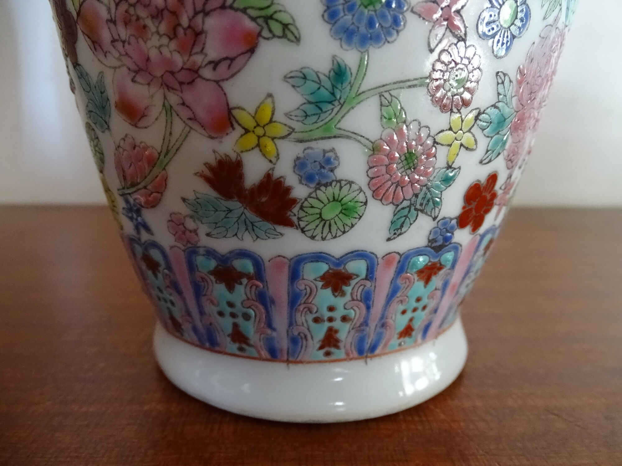 Pair of Chinese thousand flower vases - 20th century pink family period - 31 cm