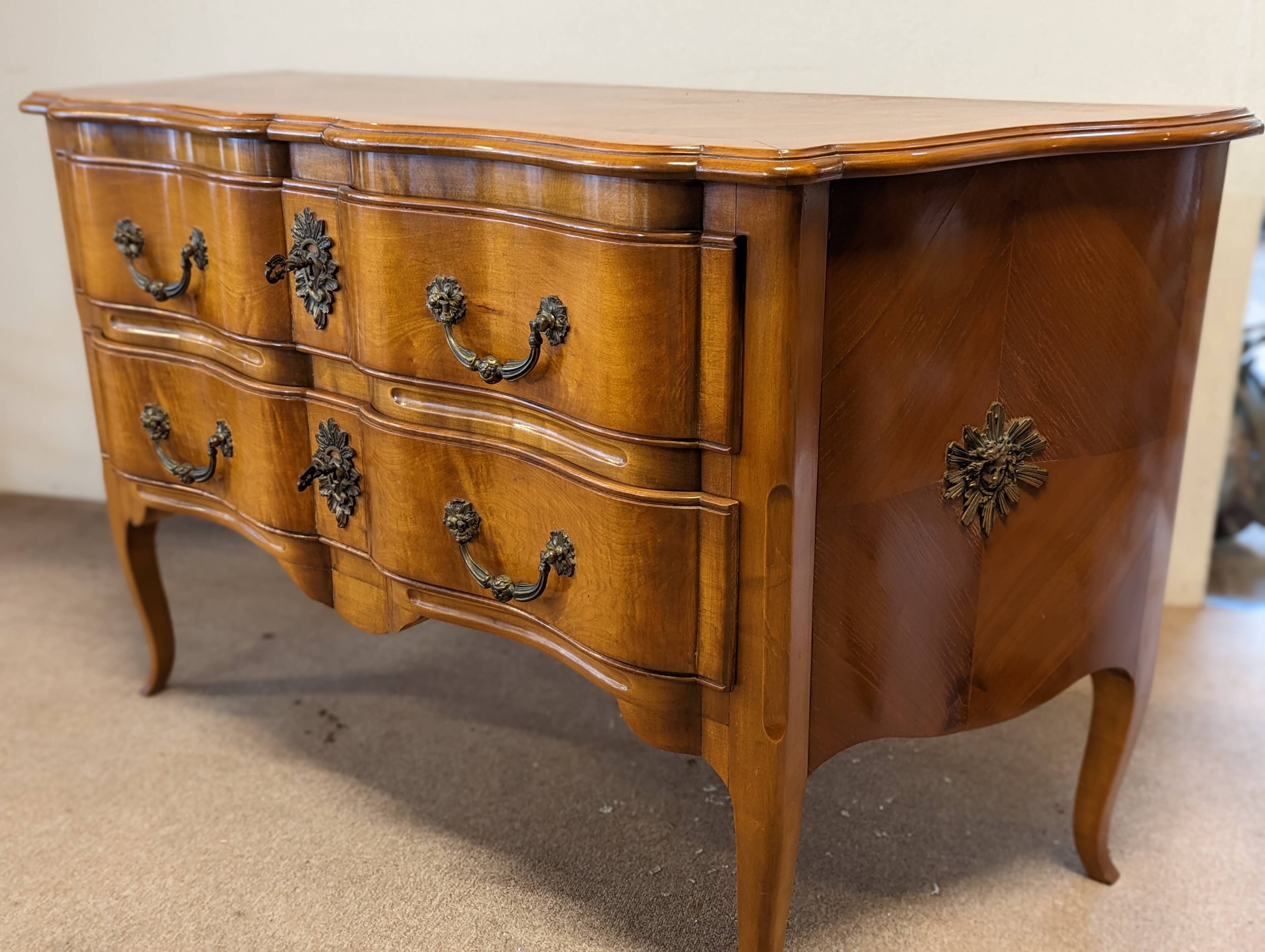 Grenoble chest of drawers