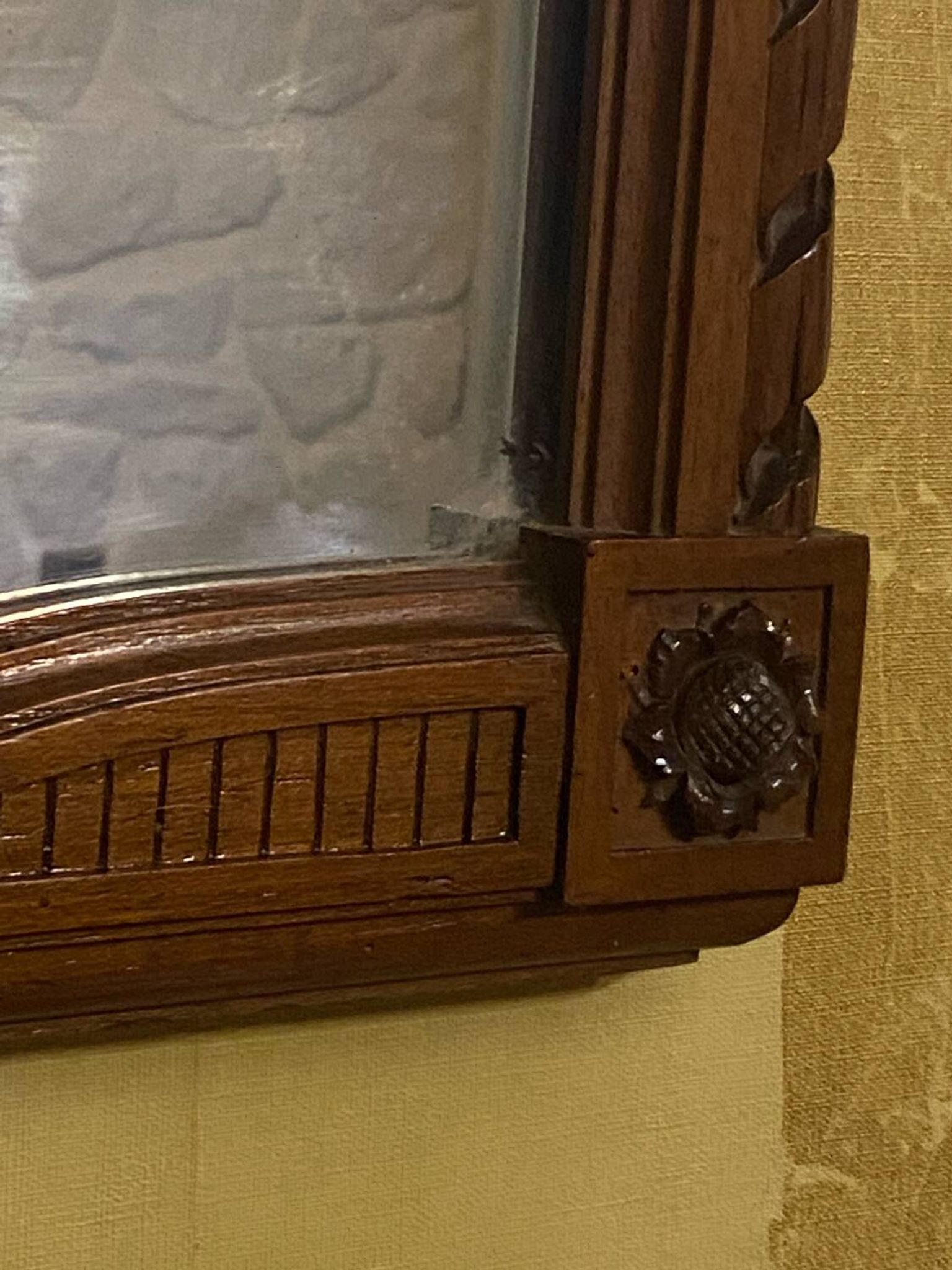 Miroir en bois sculpté style Louis XVI