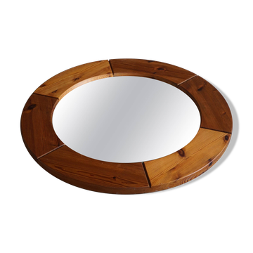 Wall mirror in solid pine by Glasmäster Markaryd, Sweden, 1960s.
