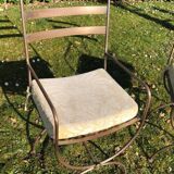 2 chaises en métal