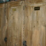 Cloakroom in coated solid wood
