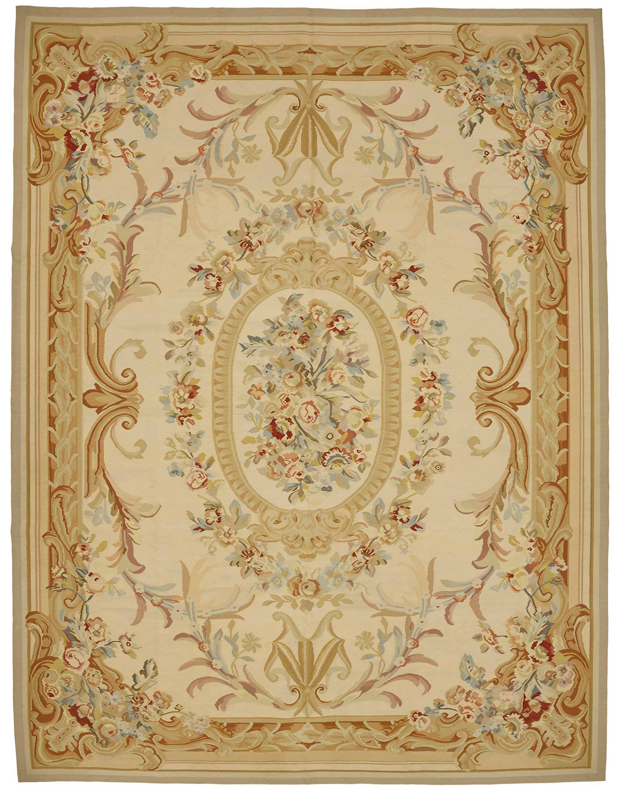 Handmade European Vintage Aubusson Kilim 275 cm x 354 cm