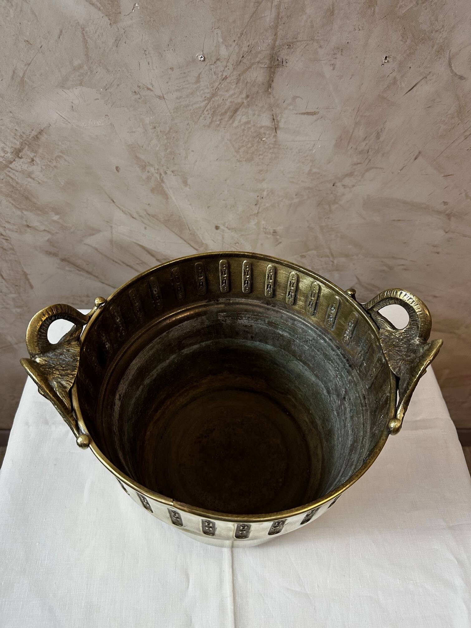 Aries champagne bucket