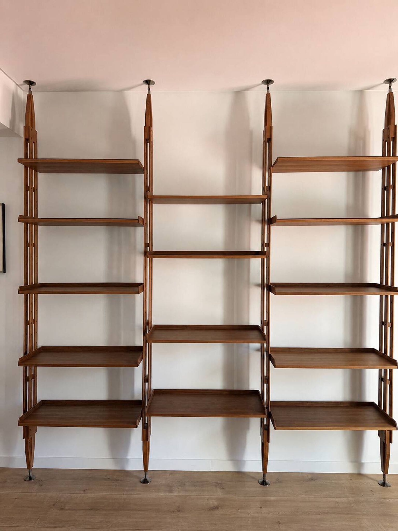 Infinite Library Cassina