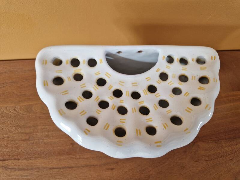 Bouquet holder or flower spike in Moustiers earthenware