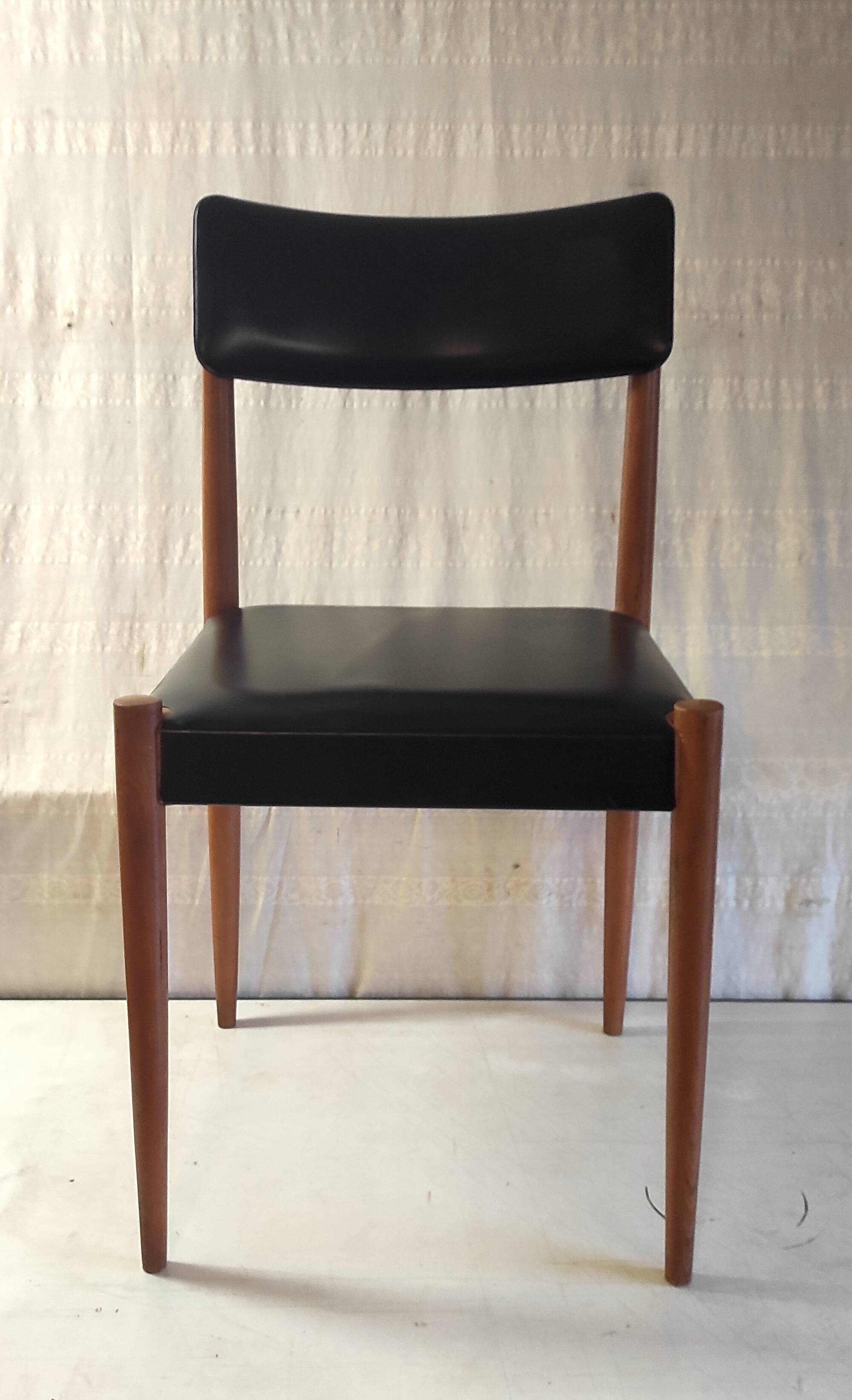 Chaise style scandinave en bois et similicuir - années 60/70