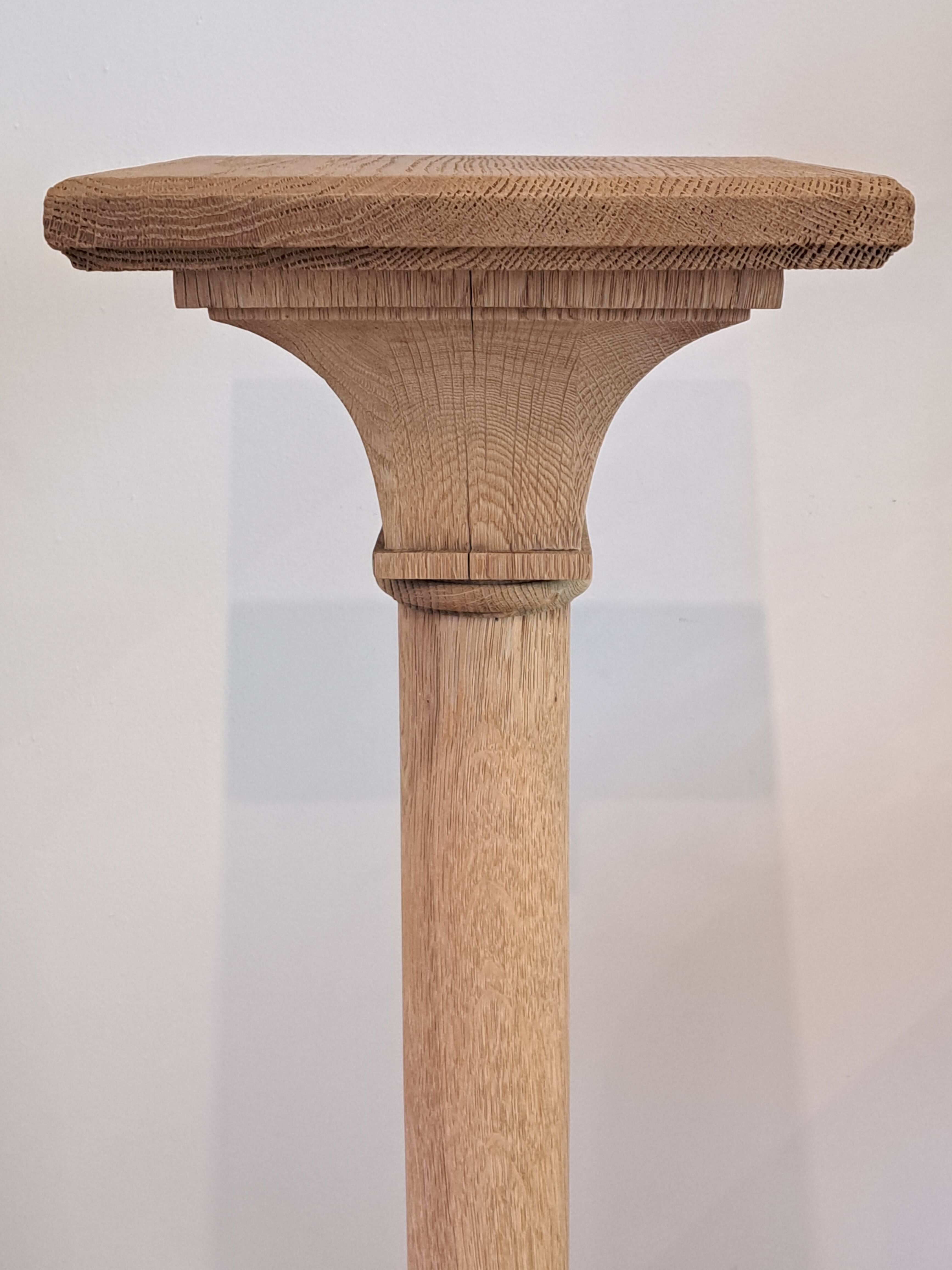 Light oak wood column