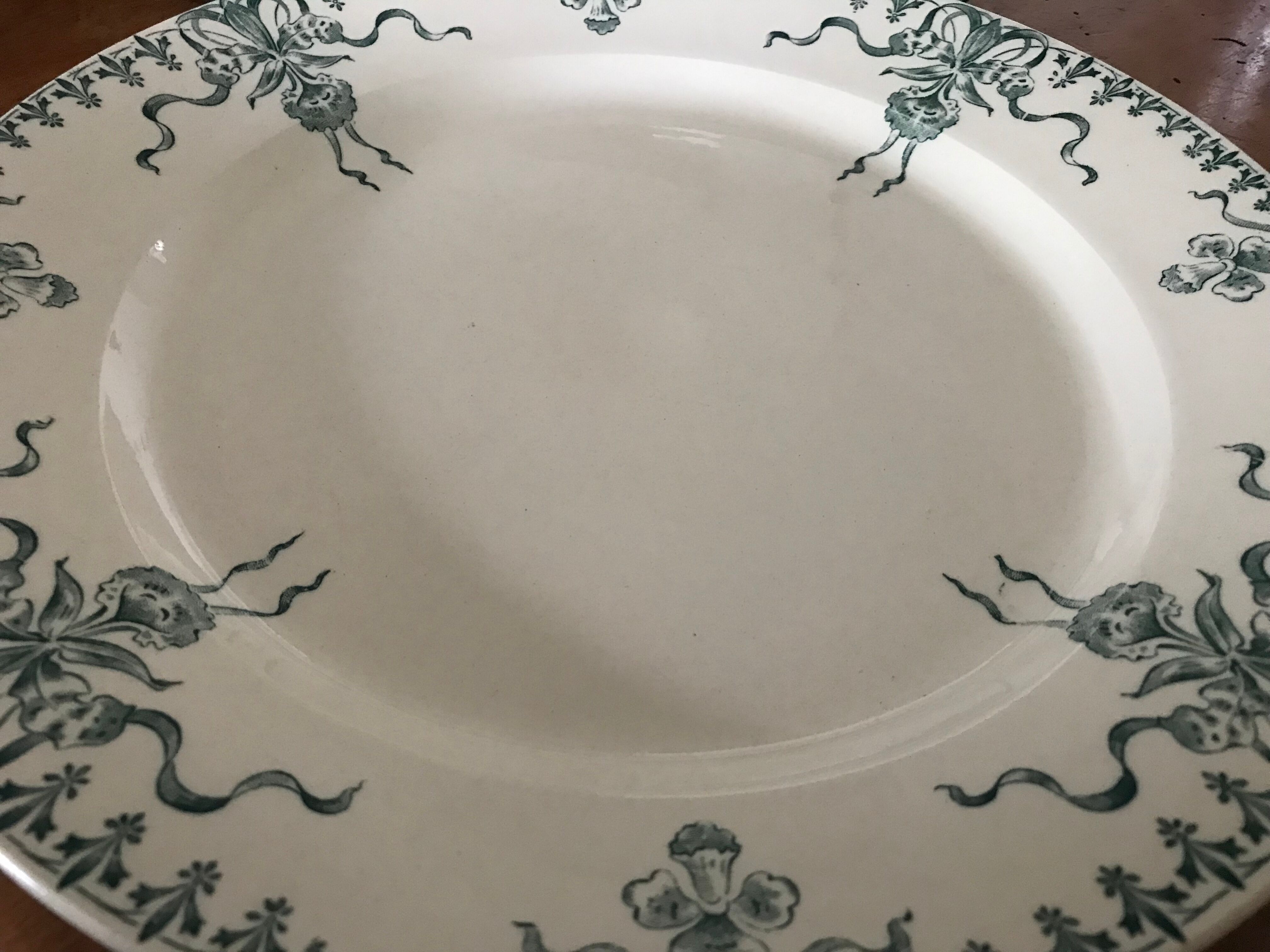 Faience dish from Gien Venice