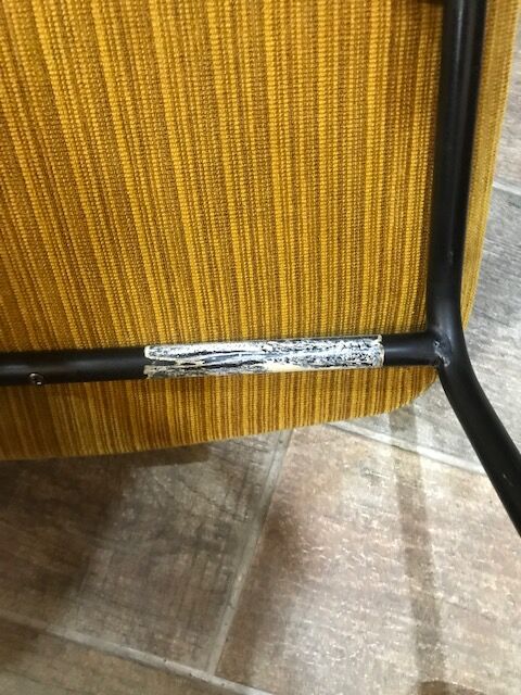 Set of 4 andré Simard chairs