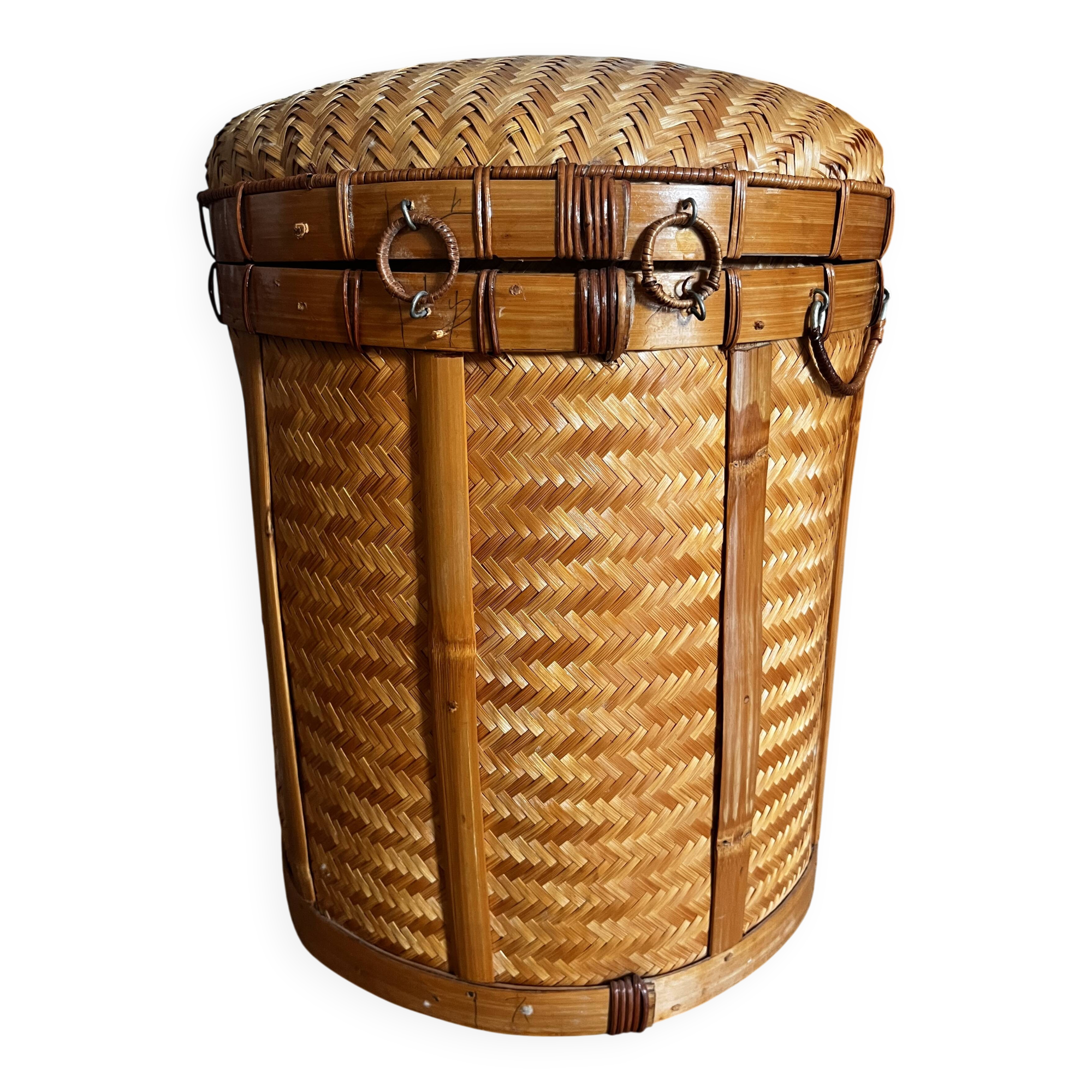 Coffre en osier