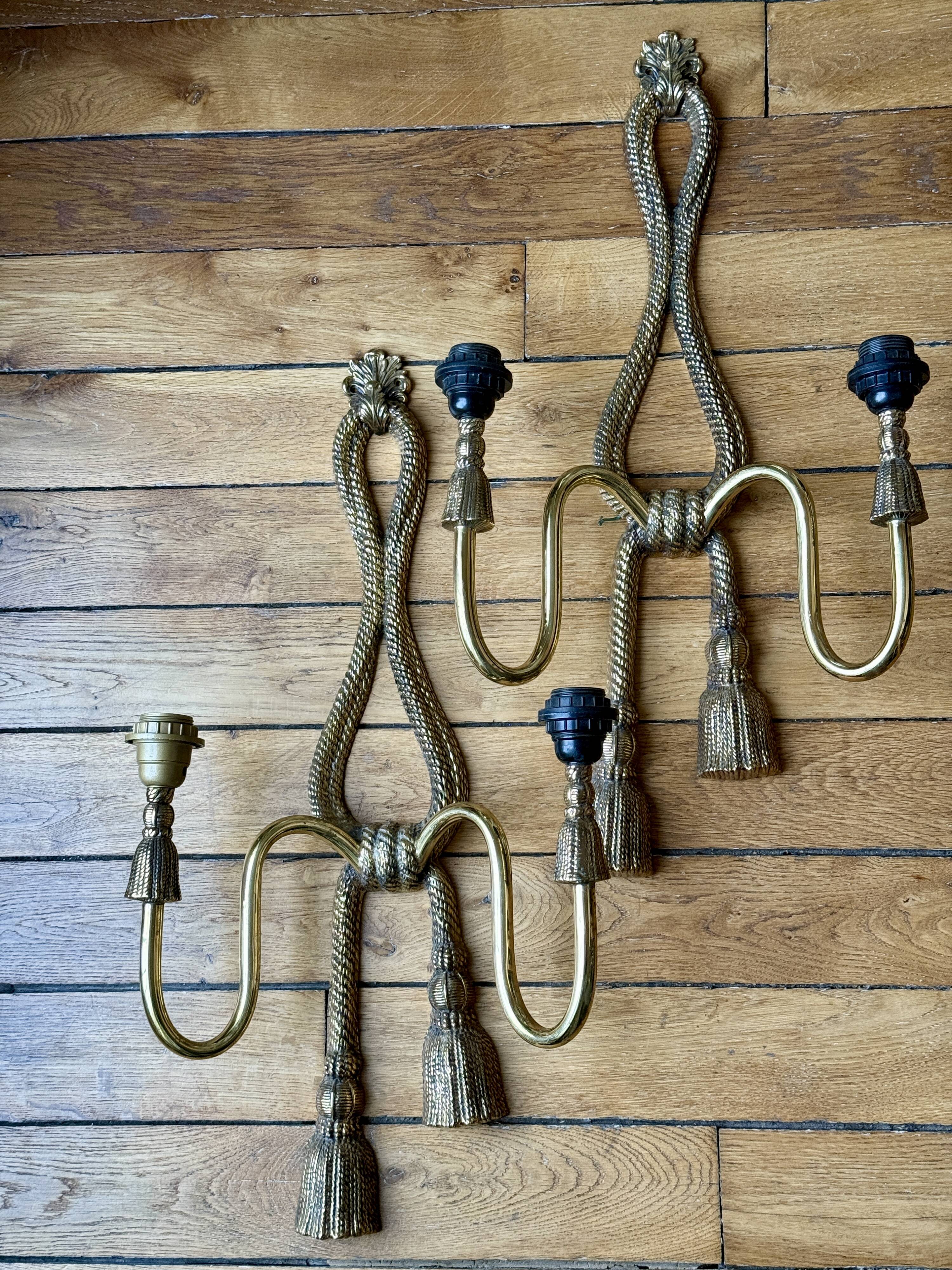 Pair of Valenti Rope and Knot brass wall lights