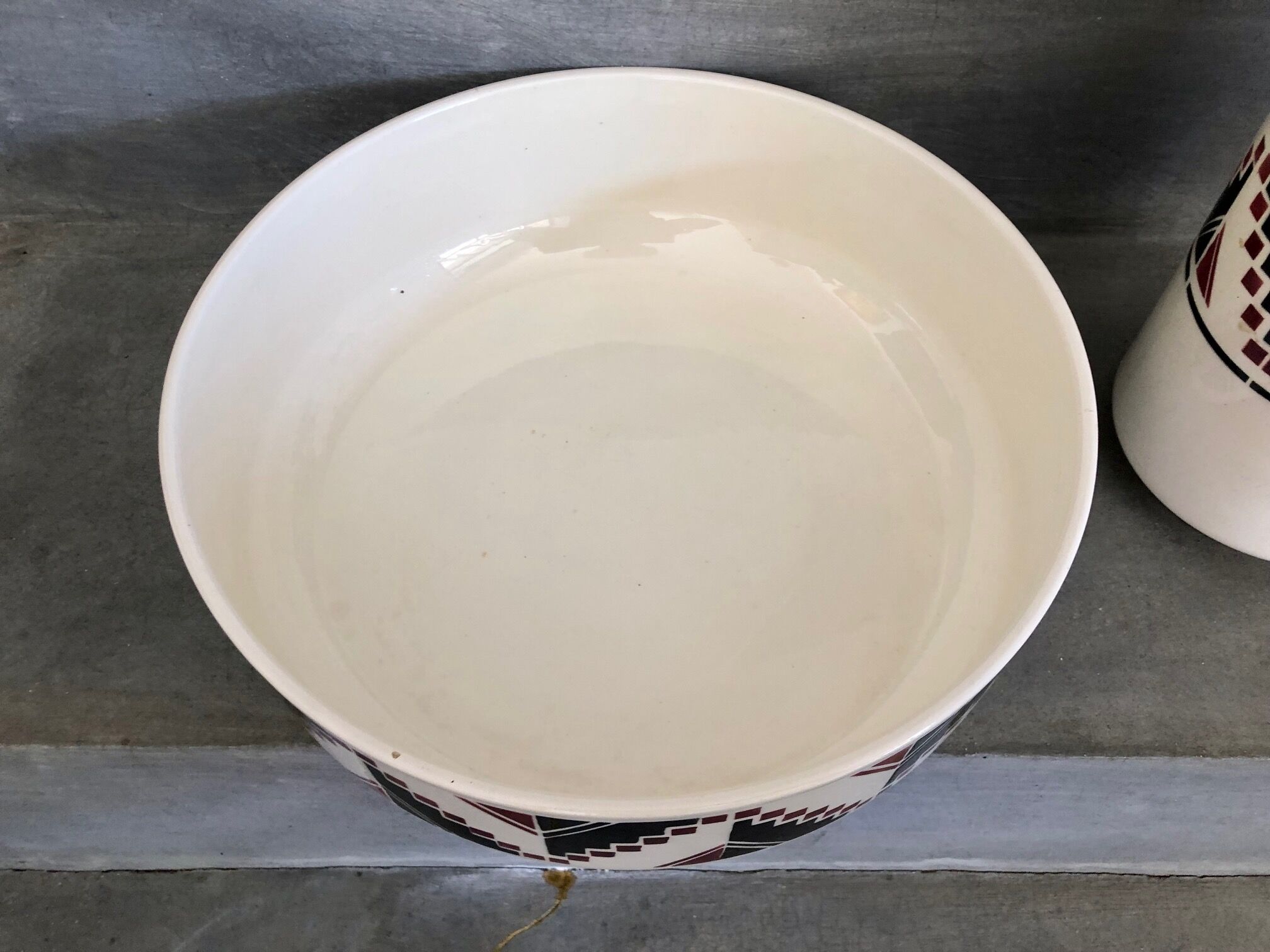 Large basin / bowl (toilet) Art Deco