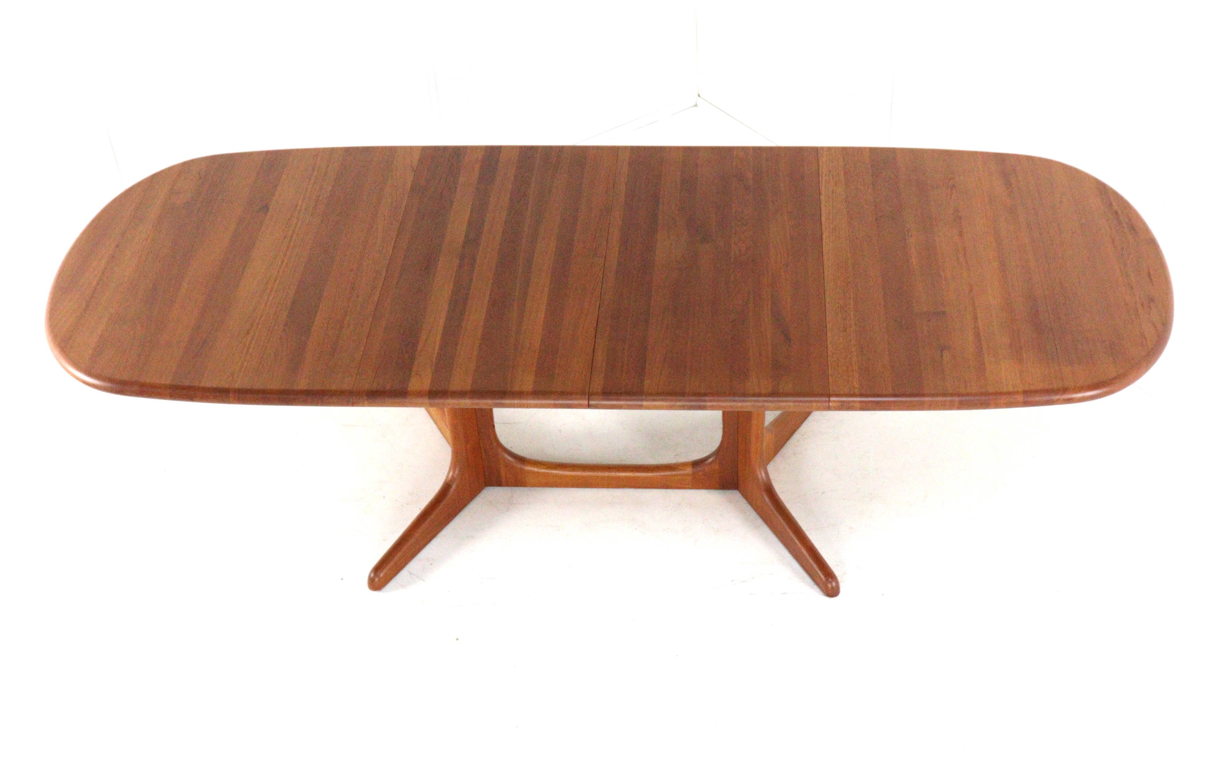 Oval 2x extendable dining table XL 'Nymindegab' - danish design vintage