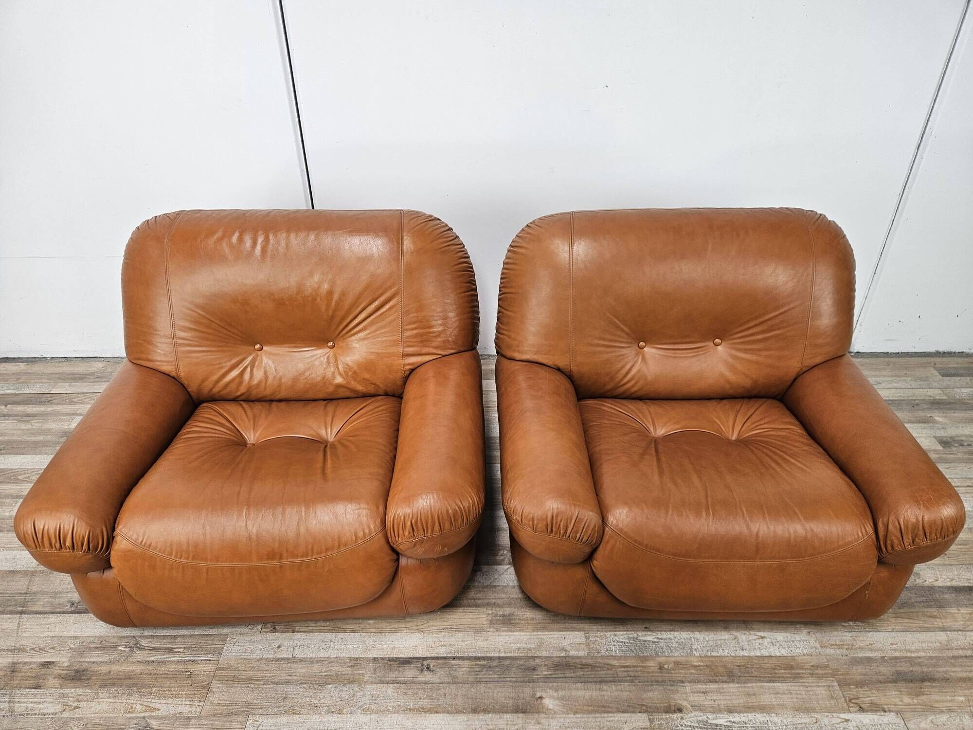 Pair of Sapporo armchairs by Mario Marenco for Mobil Girgi, 1970