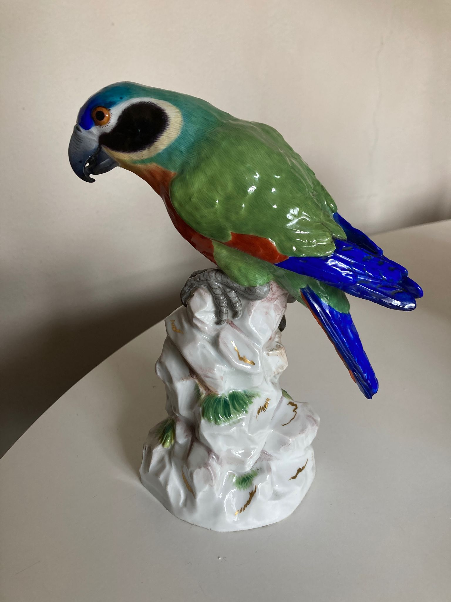 Perroquet en porcelaine de Saxe 19e signée