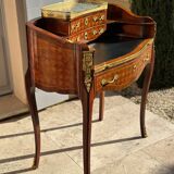 Sublime mid-tier Transition style desk, inlaid, 19th century