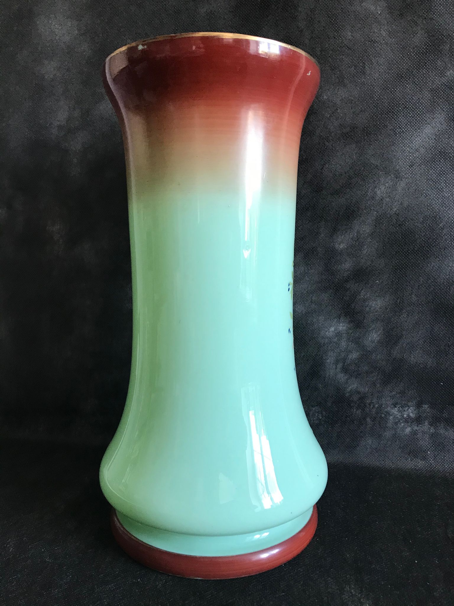 Vase Napoleon lll green opaline enamelled and gilded with fine gold
