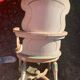 Fauteuil à entretoise en bois peint