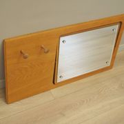 Cintre avec miroir, design danois, années 1980, production : Danemark