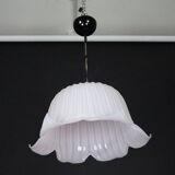 Large vintage flower-shaped chandelier in pink Murano glass, Italy 1980s.