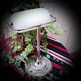 White opaline banker's lamp