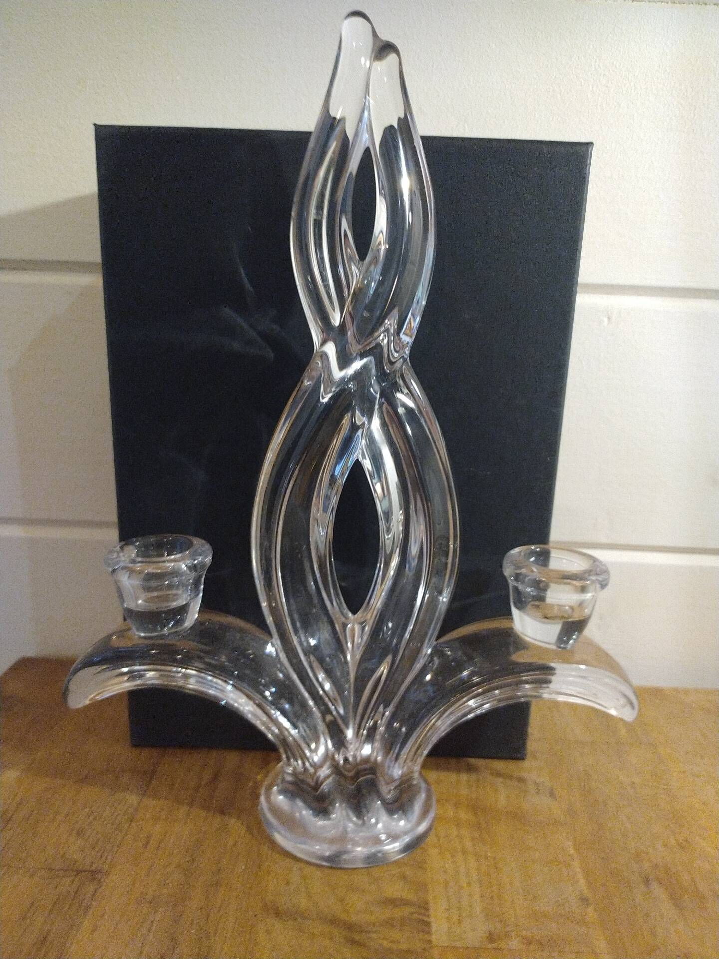 4 crystal lily candle holders from Vannes le Châtel.
